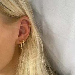 Winther Studio Dot Helix| Øreringe|Piercingsmykker