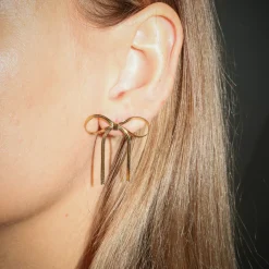 Winther Studio Flat Bow Øreringe| Øreringe