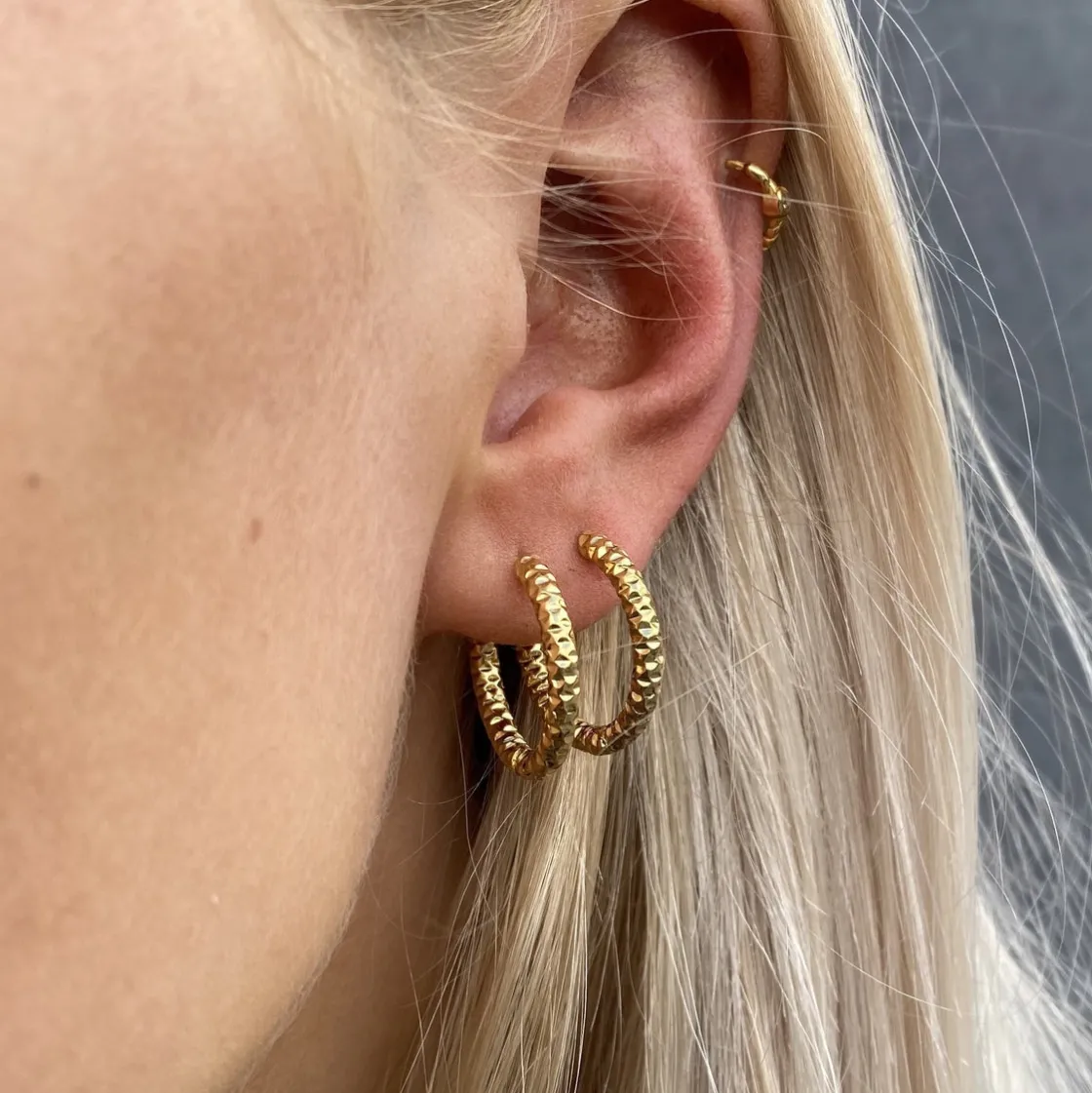Winther Studio Isobel Hoops| Øreringe